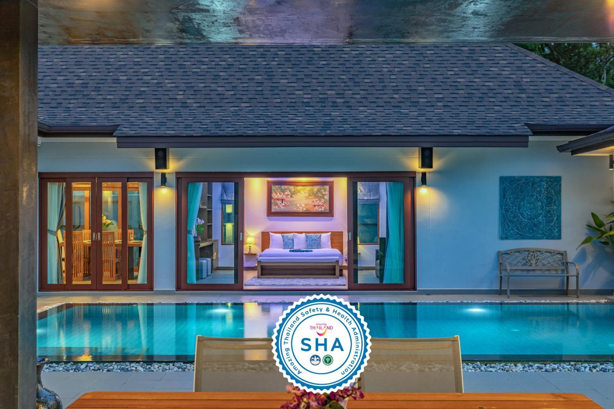 Bangtao Boutique Villa Банг Тао Бийч Екстериор снимка